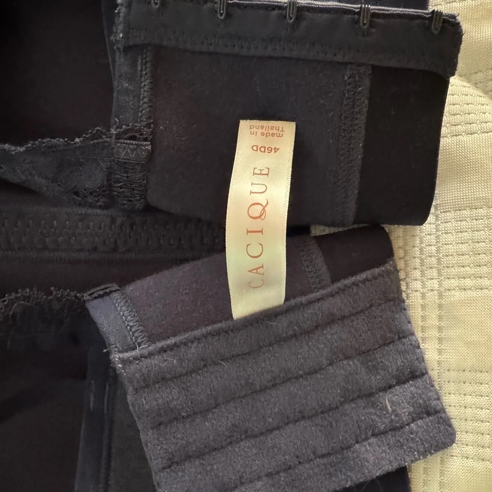 Lot of 7 Cacique Wire Free Bras 46DD - Picture 7 of 16